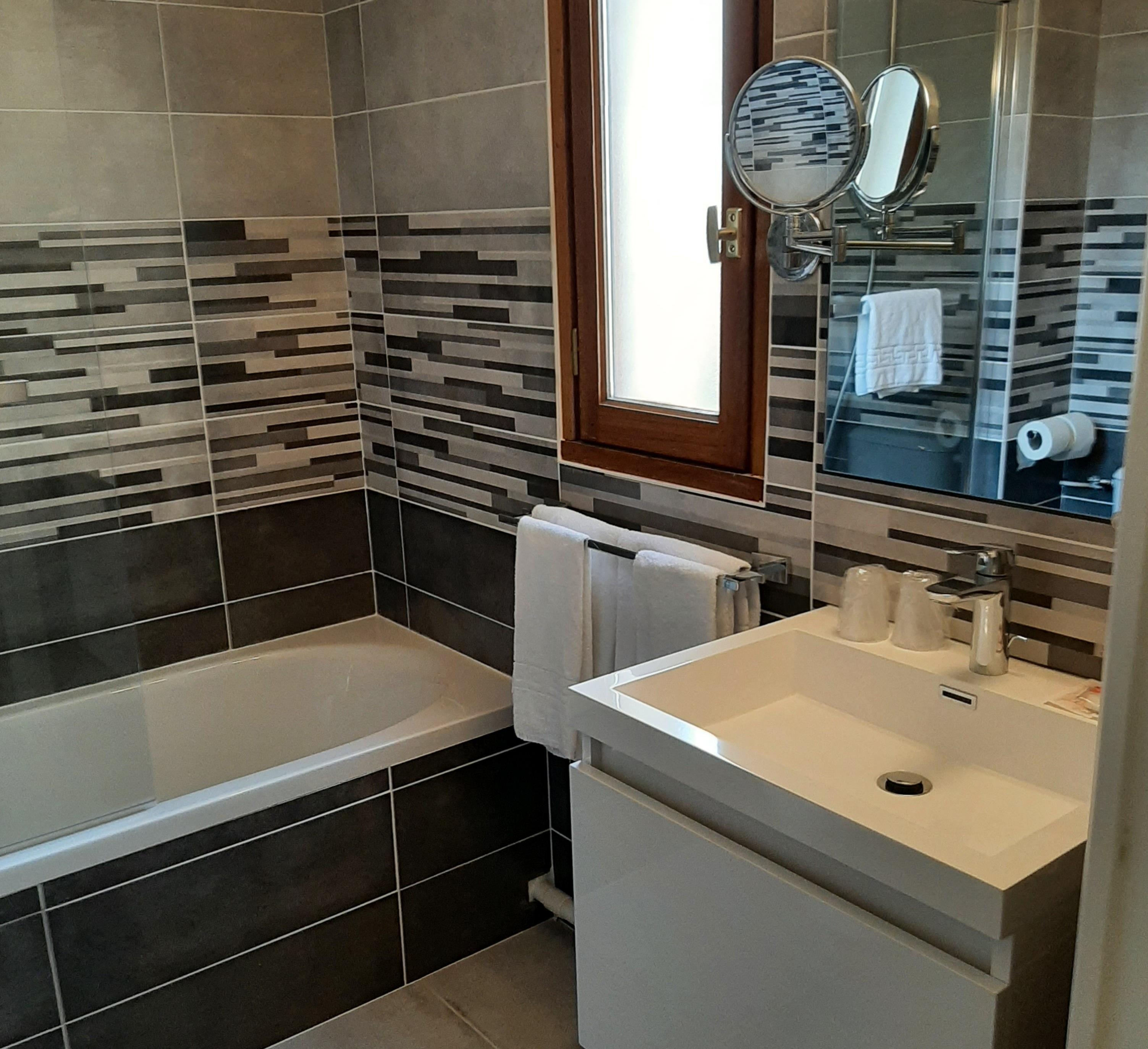Sure Hotel By Best Western Сент Екстериор снимка