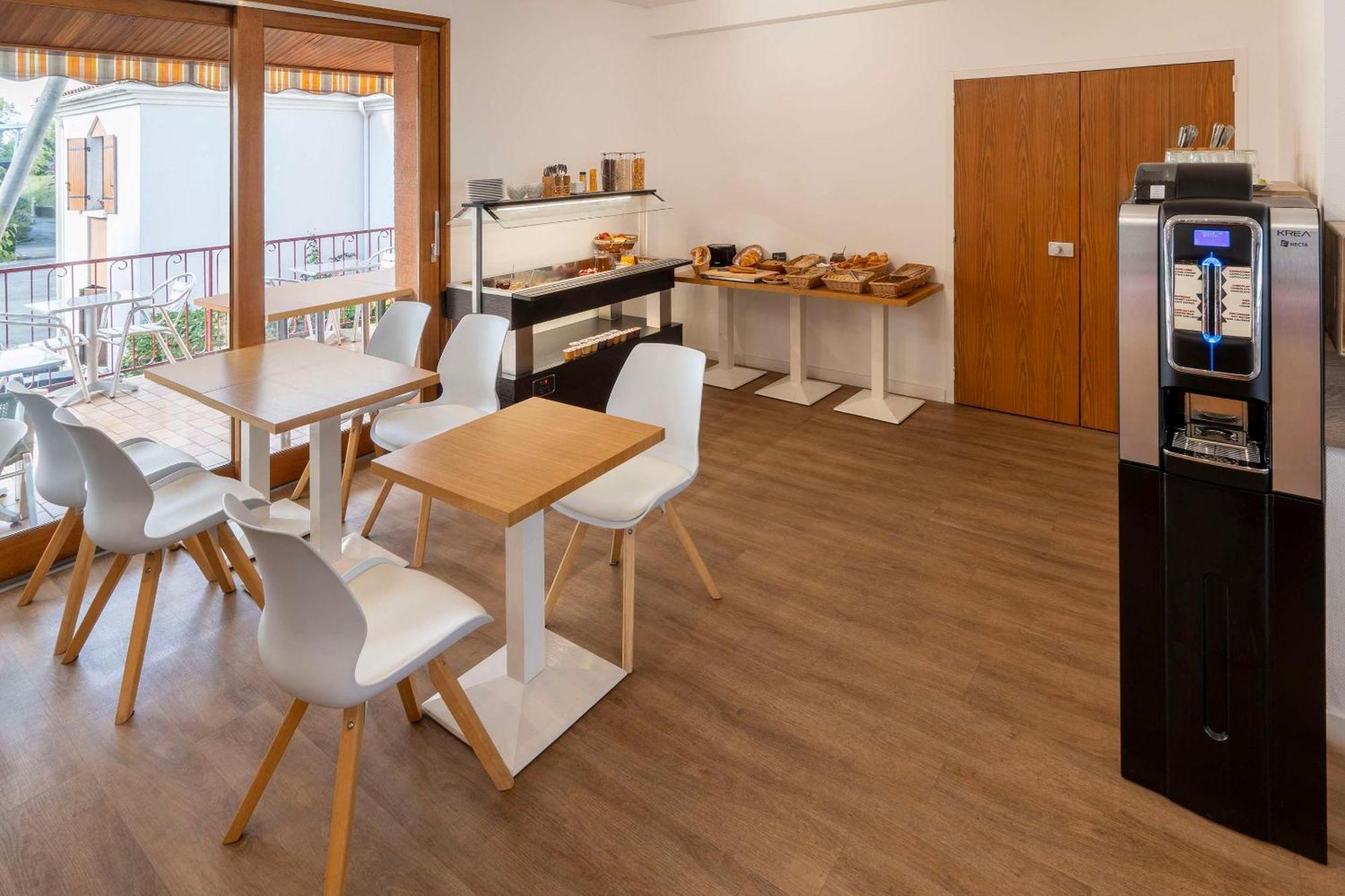 Sure Hotel By Best Western Сент Екстериор снимка